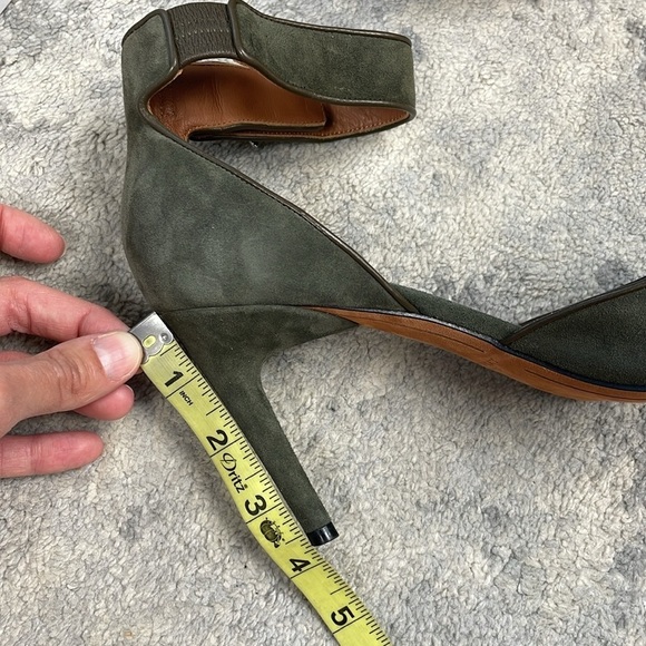 Givenchy Shark Lock Ankle Strap Stiletto Heels Sandals Gray Suede Sz 40 - Picture 15 of 15